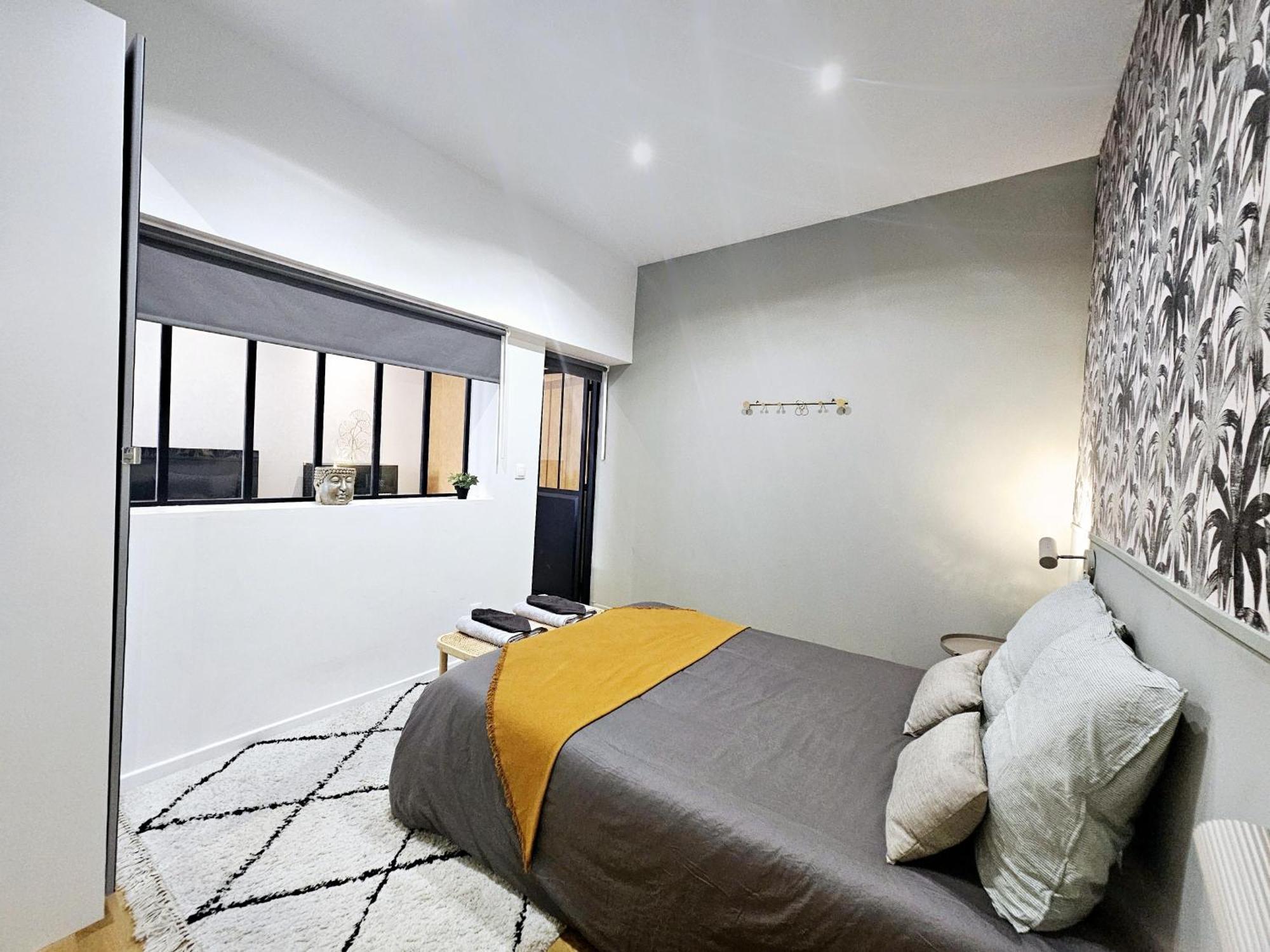 Refuge Urbain - Ideal Pro, Familles & Amis - Le Calme En Hypercentre - Wifi Haut Debit - Netflix - Machine A Laver - Gare, Cathedrale, Commerces, Restaurants & Transports En Commun A Moins De 10 Minutes A Pied Reims Exterior foto